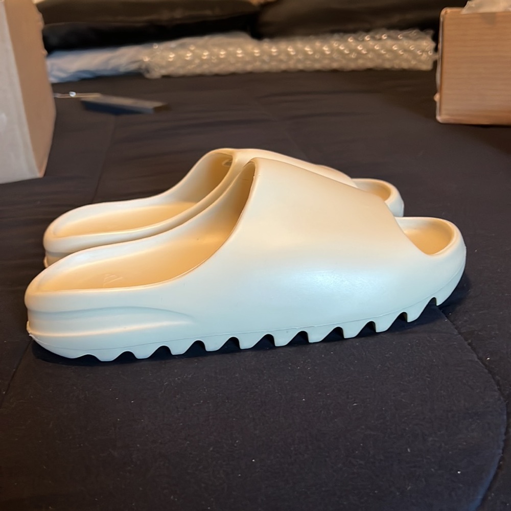 Yeezy Slides Size 9 “First Edition” - image 3